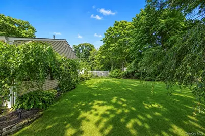 1 Lowell Road, Sayville, NY 11782 - Photo 7