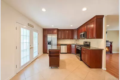 1 Lowell Road, Sayville, NY 11782 - Photo 17