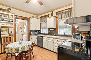 349 Albany Ave, Kingston, NY 12401 - Photo 15
