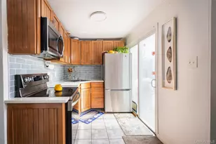278 W Elm Rd, Mastic Beach, NY 11951 - Photo 3