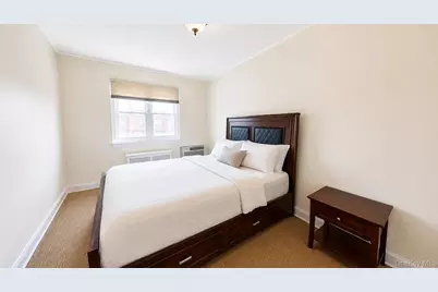 144-10 Jewel Avenue, Kew Gardens, NY 11367 - Photo 17