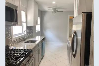 100 Earle Avenue #1, Lynbrook, NY 11563 - Photo 3