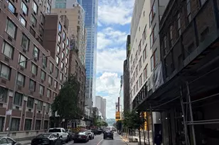 505 W 43rd St, New York, NY 10036 - Photo 11