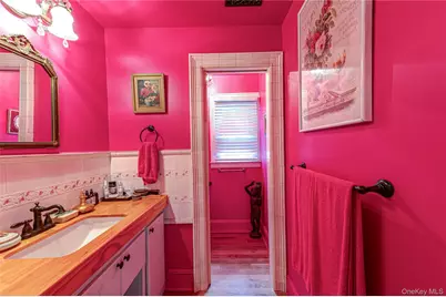 502 Brooklyn Boulevard, Brightwaters, NY 11718 - Photo 9