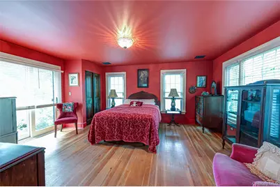 502 Brooklyn Boulevard, Brightwaters, NY 11718 - Photo 7