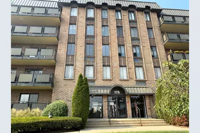 175 Maple Avenue #4H, Westbury, NY 11590 - Photo 3
