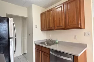 175 Maple Ave, Westbury, NY 11590 - Photo 11