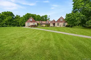 14 Lisa Dr, Highland, NY 12528 - Photo 3