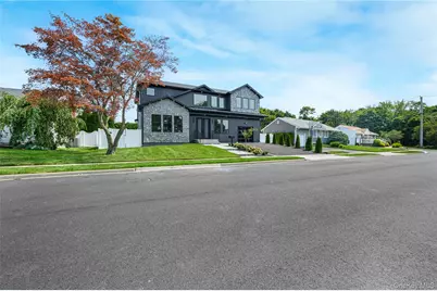 7 Rosewood Place, Plainview, NY 11803 - Photo 43