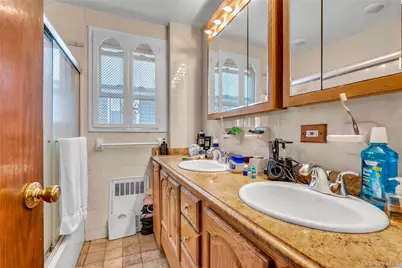 15424 12th Road, Whitestone, NY 11357 - Photo 9