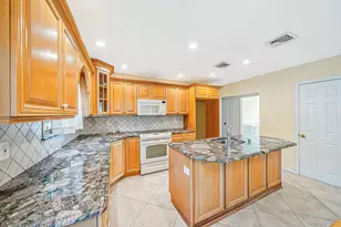 752 Oakfield Ave, Bellmore, NY 11710 - Photo 13