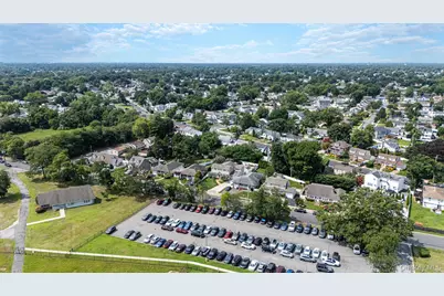 752 Oakfield Avenue, Bellmore, NY 11710 - Photo 33