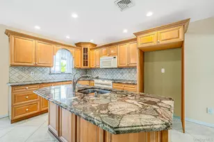 752 Oakfield Ave, Bellmore, NY 11710 - Photo 11