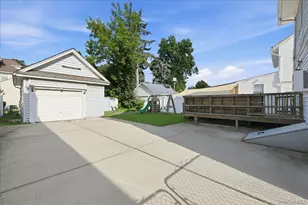 100 Spruce St, West Hempstead, NY 11552 - Photo 23