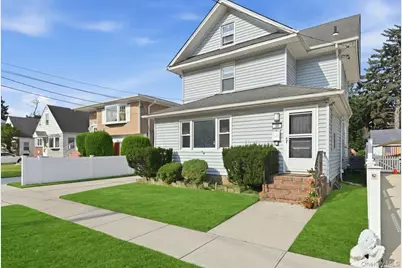 100 Spruce Street, West Hempstead, NY 11552 - Photo 1