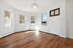 100 Spruce St, West Hempstead, NY 11552 - Photo 9