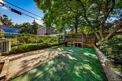 22110 69th Avenue, Oakland Gardens, NY 11364 - Photo 27