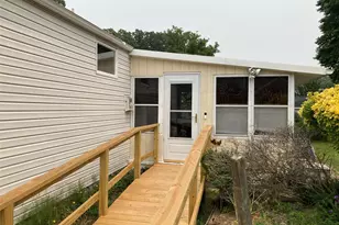24 Island Blvd, Bohemia, NY 11716 - Photo 3