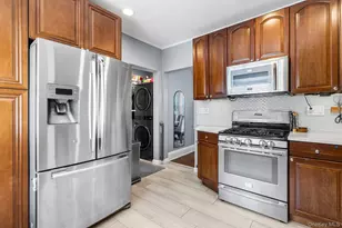 126 Rutland Ave, Rockville Centre, NY 11570 - Photo 11