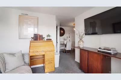 8429 153rd Avenue #6F, Howard Beach, NY 11414 - Photo 3
