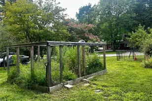 69 Cedar Ave, Poughkeepsie, NY 12603 - Photo 21
