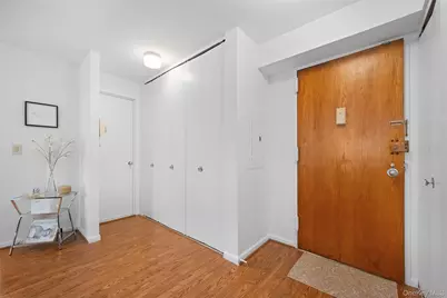 141 Great Neck Road #2H, Great Neck, NY 11021 - Photo 5