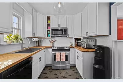 194 W Neck Road, Huntington, NY 11743 - Photo 9