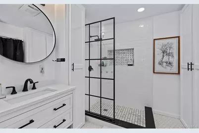 194 W Neck Road, Huntington, NY 11743 - Photo 15