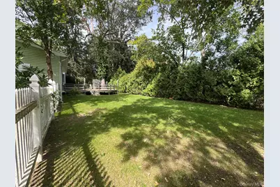 8 Daly Drive, Riverhead, NY 11901 - Photo 33