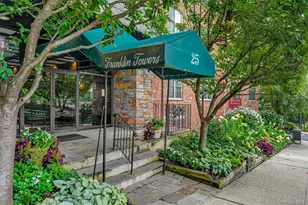 25 Franklin Ave, White Plains, NY 10601 - Photo 3