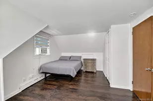 1537 Madison St, Elmont, NY 11003 - Photo 15