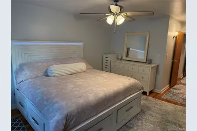 226-09 Union Turnpike #B, Oakland Gardens, NY 11364 - Photo 15