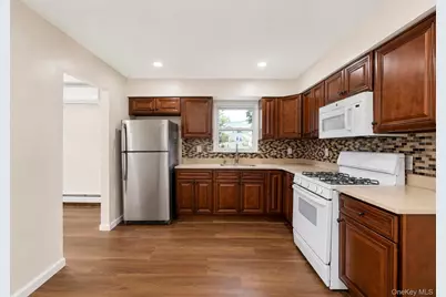 83 Louis Avenue, Elmont, NY 11003 - Photo 3