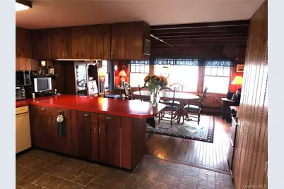 7 Captree, Babylon, NY 11702 - Photo 9