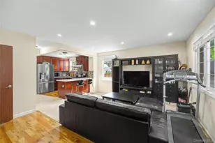 158-39 77th Rd, Fresh Meadows, NY 11366 - Photo 13