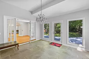 23 Cliff Rd, Port Jefferson, NY 11777 - Photo 9