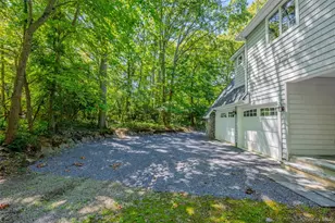 23 Cliff Rd, Port Jefferson, NY 11777 - Photo 39