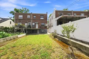 1463 Pelham Pkwy N, Bronx, NY 10469 - Photo 3
