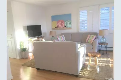24 Virginia Avenue #Top, Long Beach, NY 11561 - Photo 3