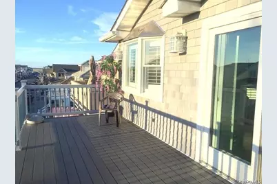24 Virginia Avenue #Top, Long Beach, NY 11561 - Photo 17