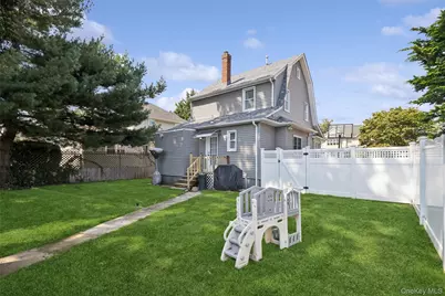 403 Clinton Street, Bellmore, NY 11710 - Photo 23