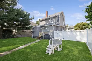 403 Clinton St, Bellmore, NY 11710 - Photo 23
