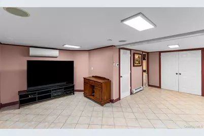 5 Nelson Place, Nanuet, NY 10954 - Photo 21