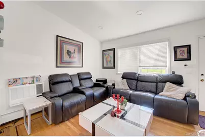 76 Suffolk Road, Island Park, NY 11558 - Photo 13