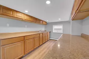 76 Suffolk Rd, Island Park, NY 11558 - Photo 29