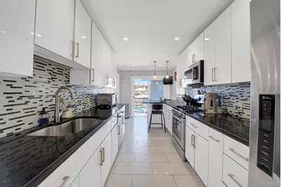 76 Suffolk Road, Island Park, NY 11558 - Photo 19