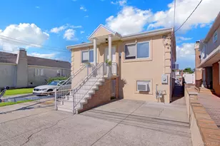 76 Suffolk Rd, Island Park, NY 11558 - Photo 3