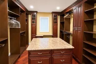543 Fairway Dr, Woodmere, NY 11598 - Photo 19