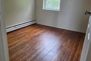 61-25 75th St, Middle Village, NY 11379 - Photo 13