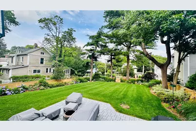 18 20th Avenue, Sea Cliff, NY 11579 - Photo 3